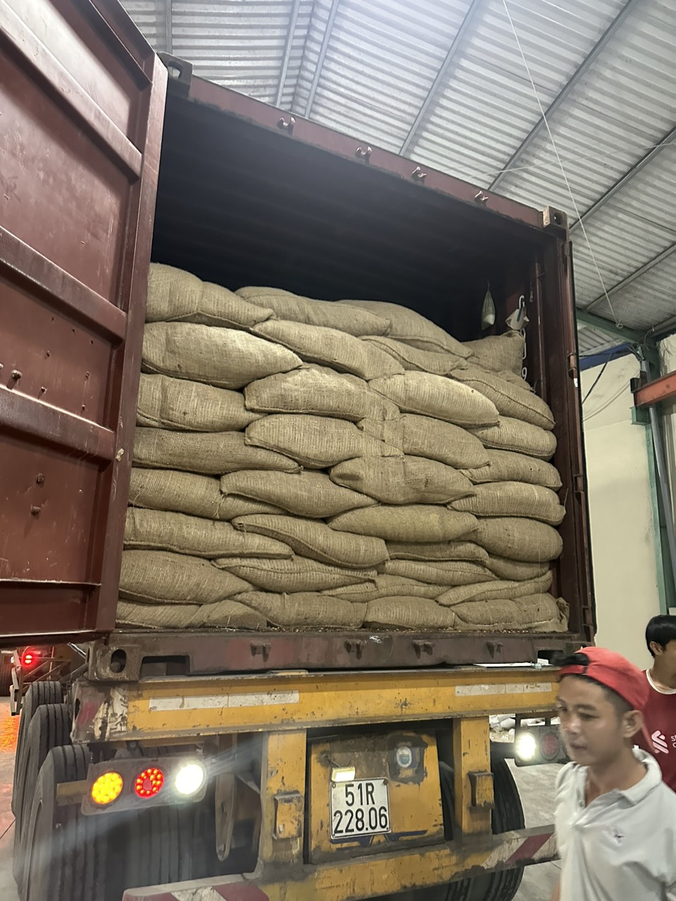 Bốc Xếp Container Chuyên Nghiệp Tại Long An - Giải Pháp Tối Ưu Cho Doanh Nghiệp